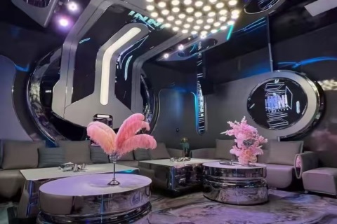 南通夜场诚聘女服务员 高薪日结工作自由